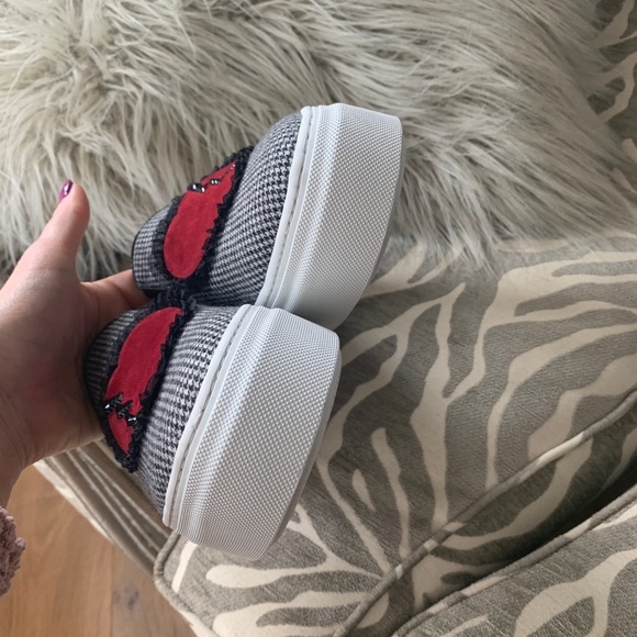 Charlotte Olympia Broken Heart Alex
Slip-On Sneakers💔 - Picture 12 of 13